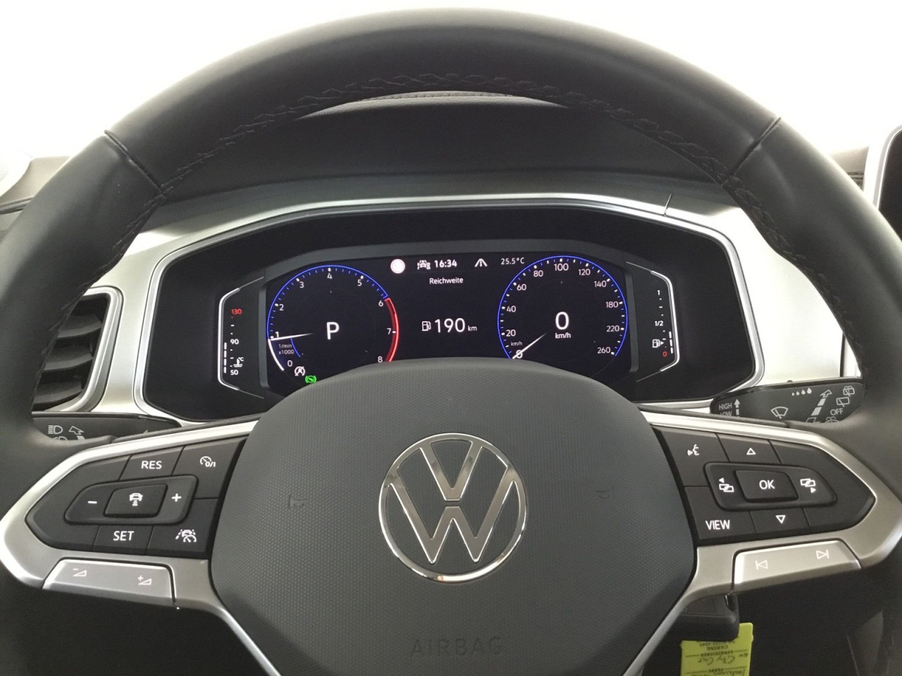 VW - T-Roc 1.5 TSI++Move++Aut.++Digital Cockpit pro_5