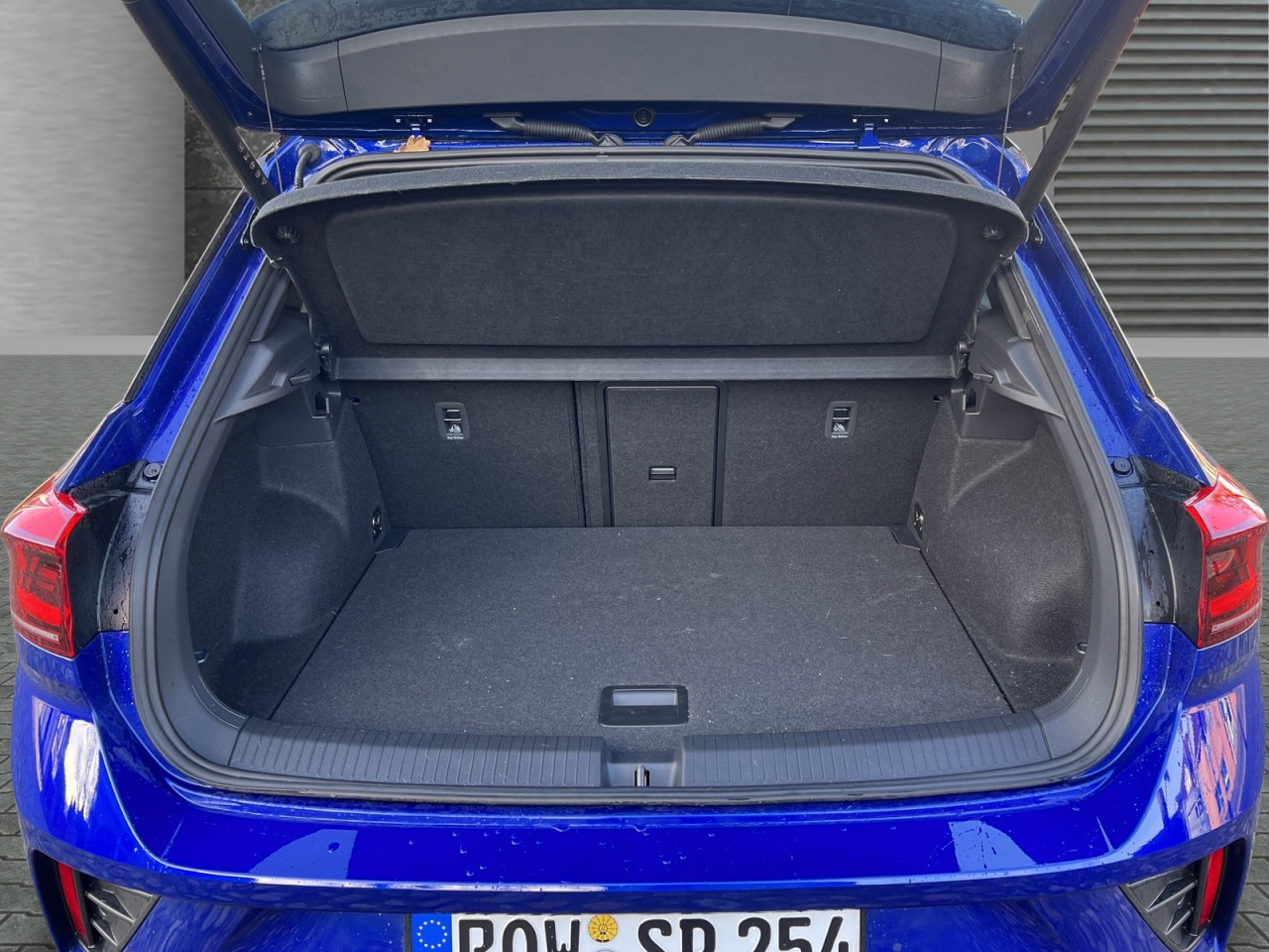 Fahrzeugbild_12