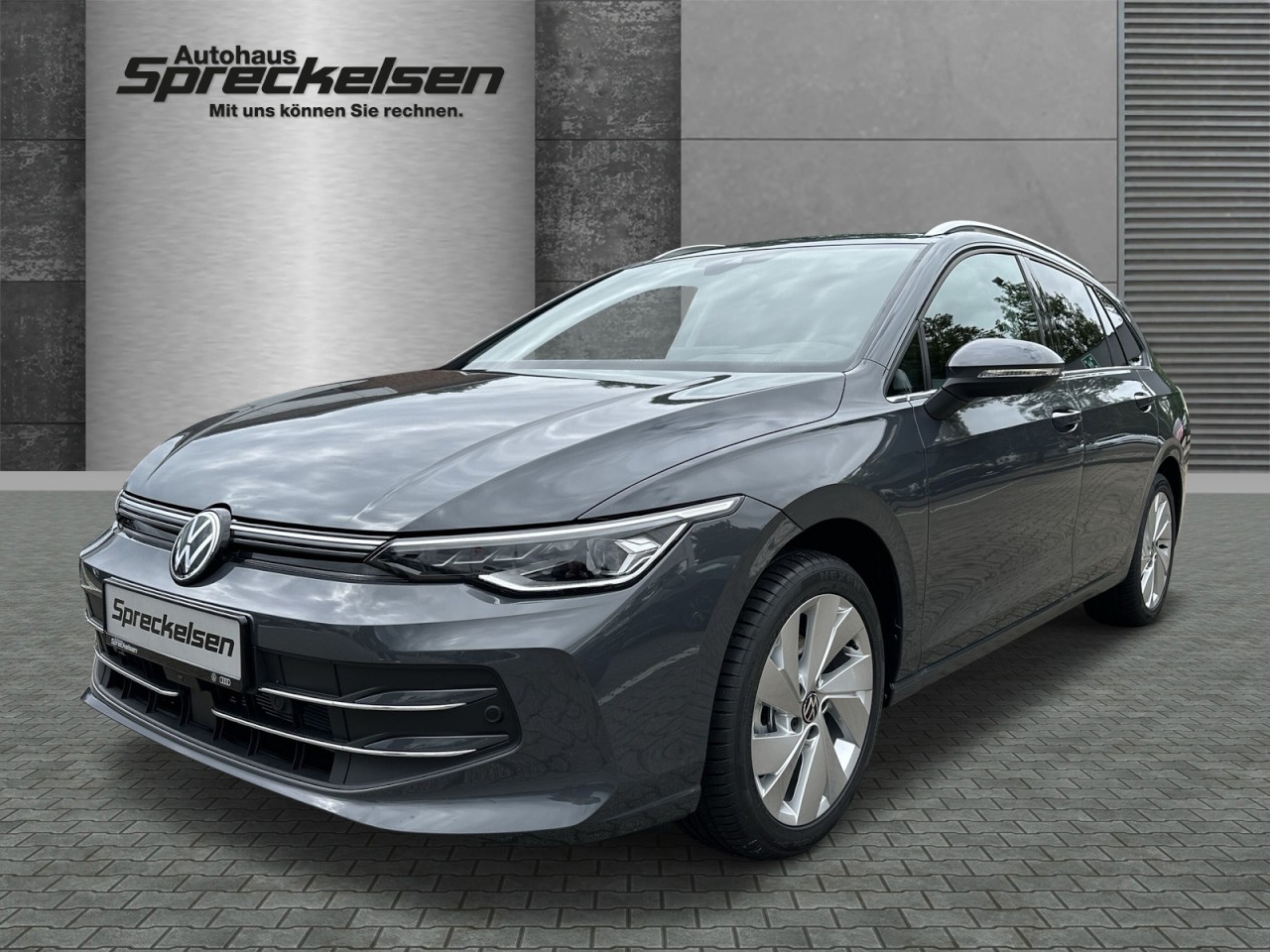 Volkswagen Golf VIII Variant 1.5 eTSI ++Style++Automatik++AHK++