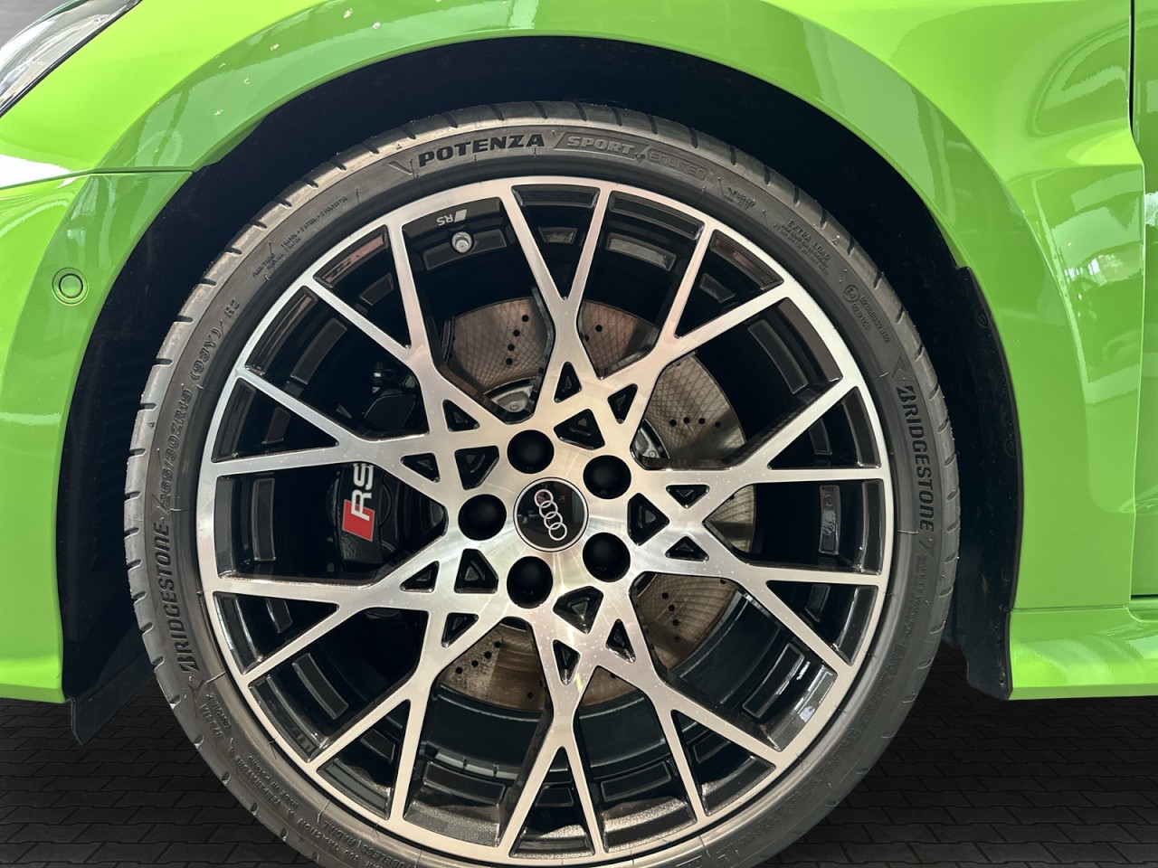 Fahrzeugbild_11