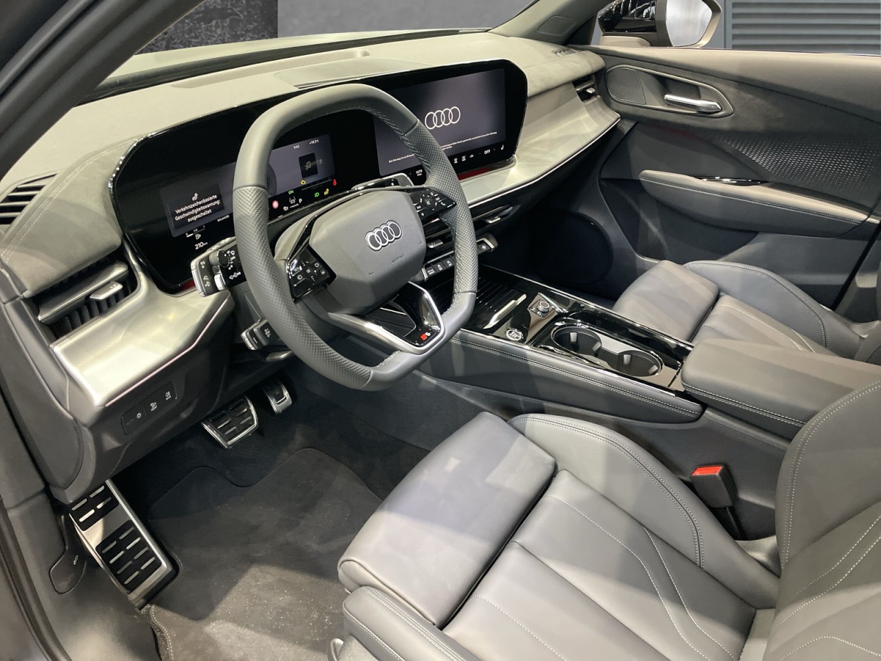 AUDI - Q3 Sportback TFSI 110 kW S tronic Klima Navi_13