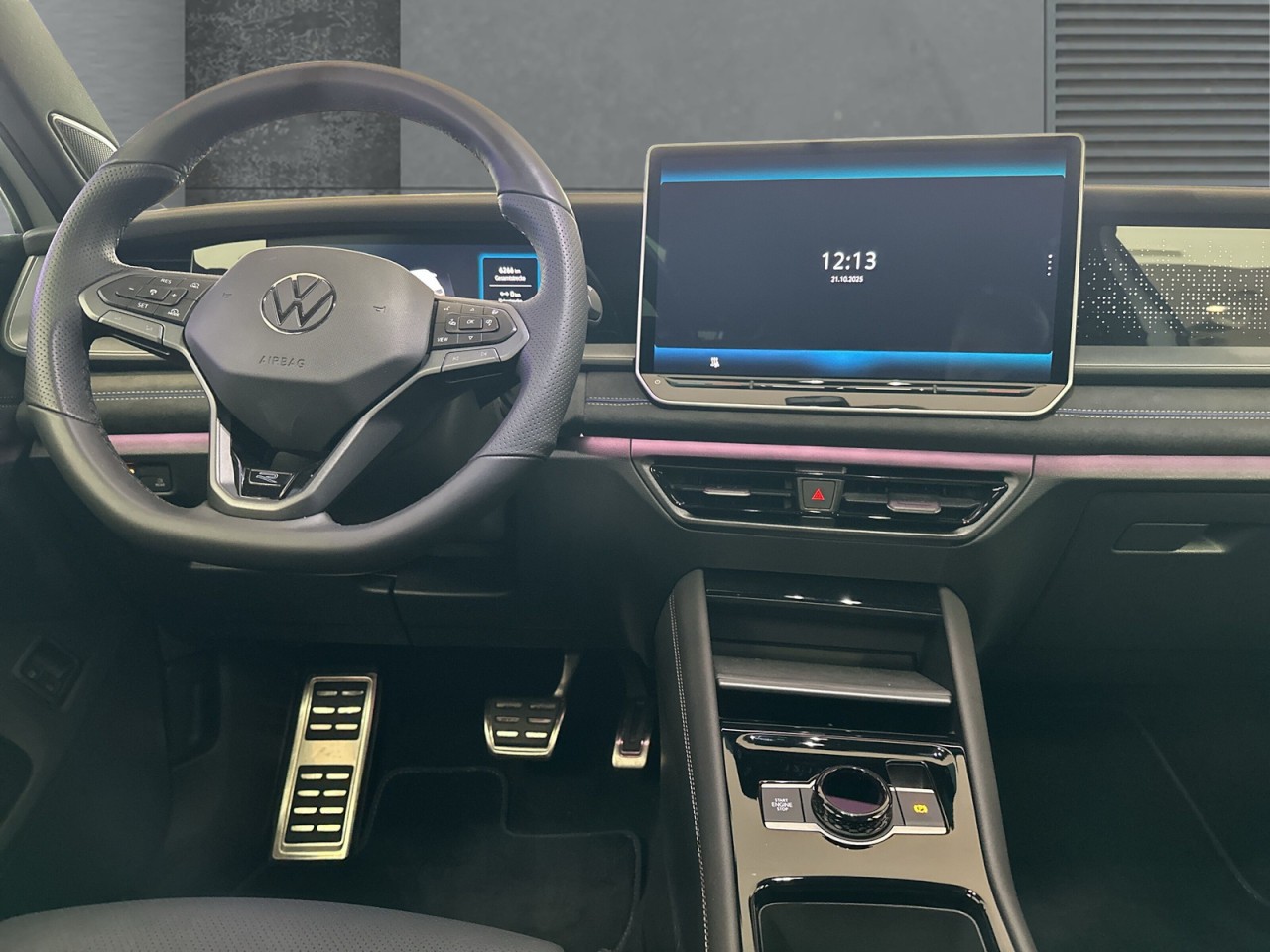 VW - Tayron 1.5 TSI eHybrid Automatik R-Line Navi+Pano+AHK_3