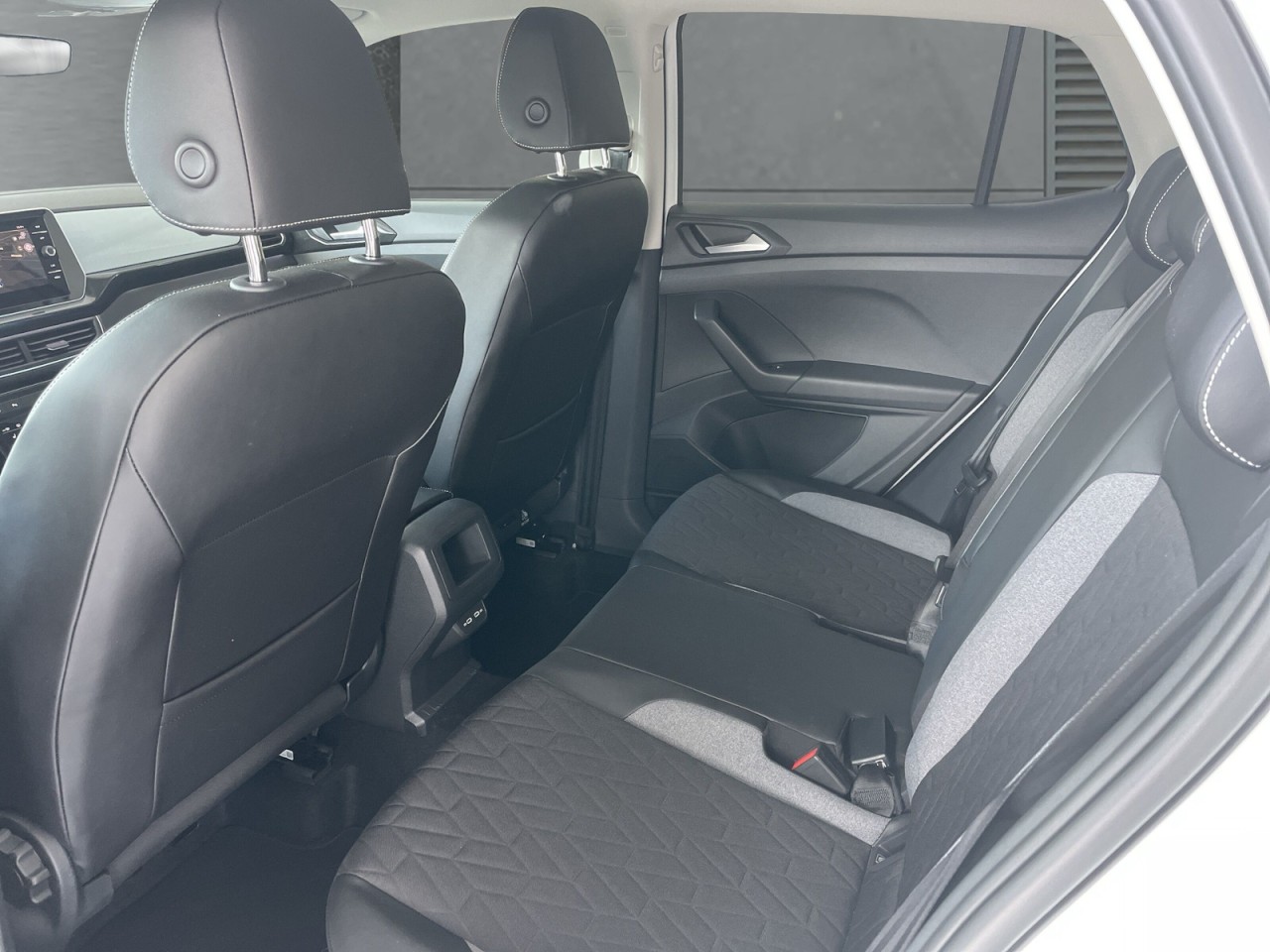 Fahrzeugbild_2 Fahrzeugbild_2