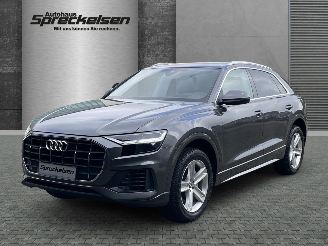 Audi Q8 3.0 TDI quattro Automatik Navi+LED+Pano+AHK+Leder