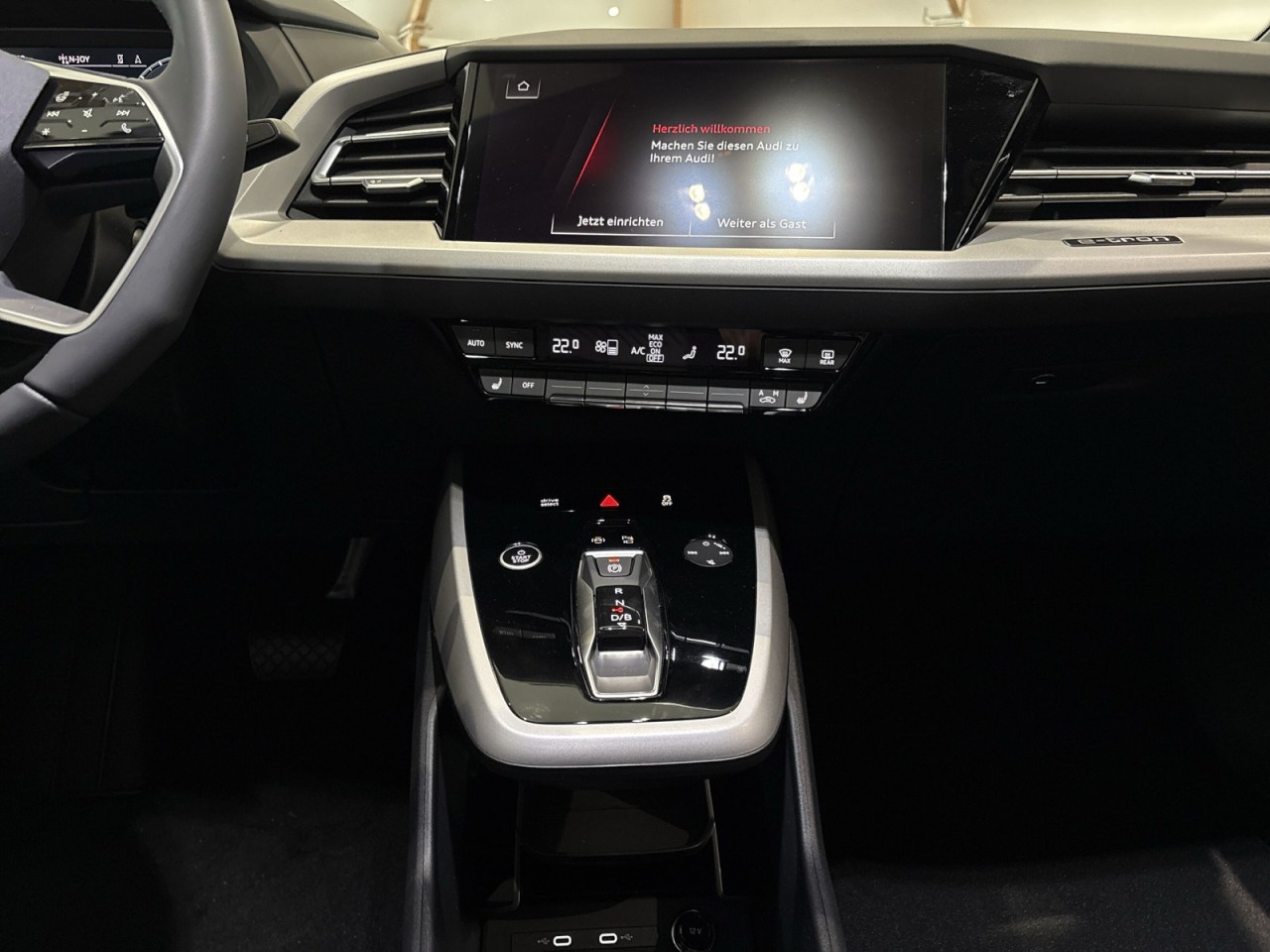 AUDI - Q4 45 e-tron 210 kW Klima Navi Rückfahrkamera_4