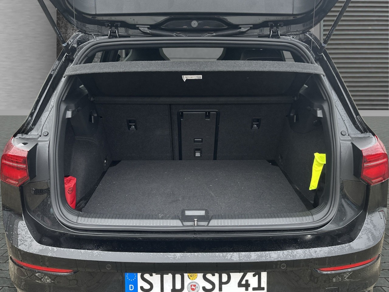 Fahrzeugbild_12