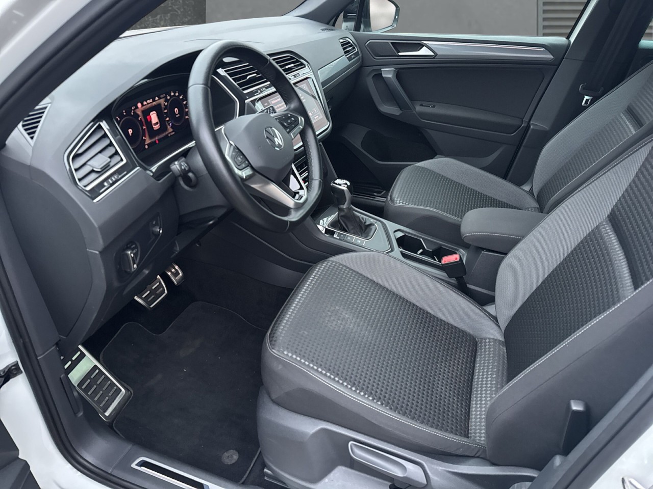 VW - Tiguan 1.5 TSI Active Automatik Navi+AHK+Matrix-LED_13