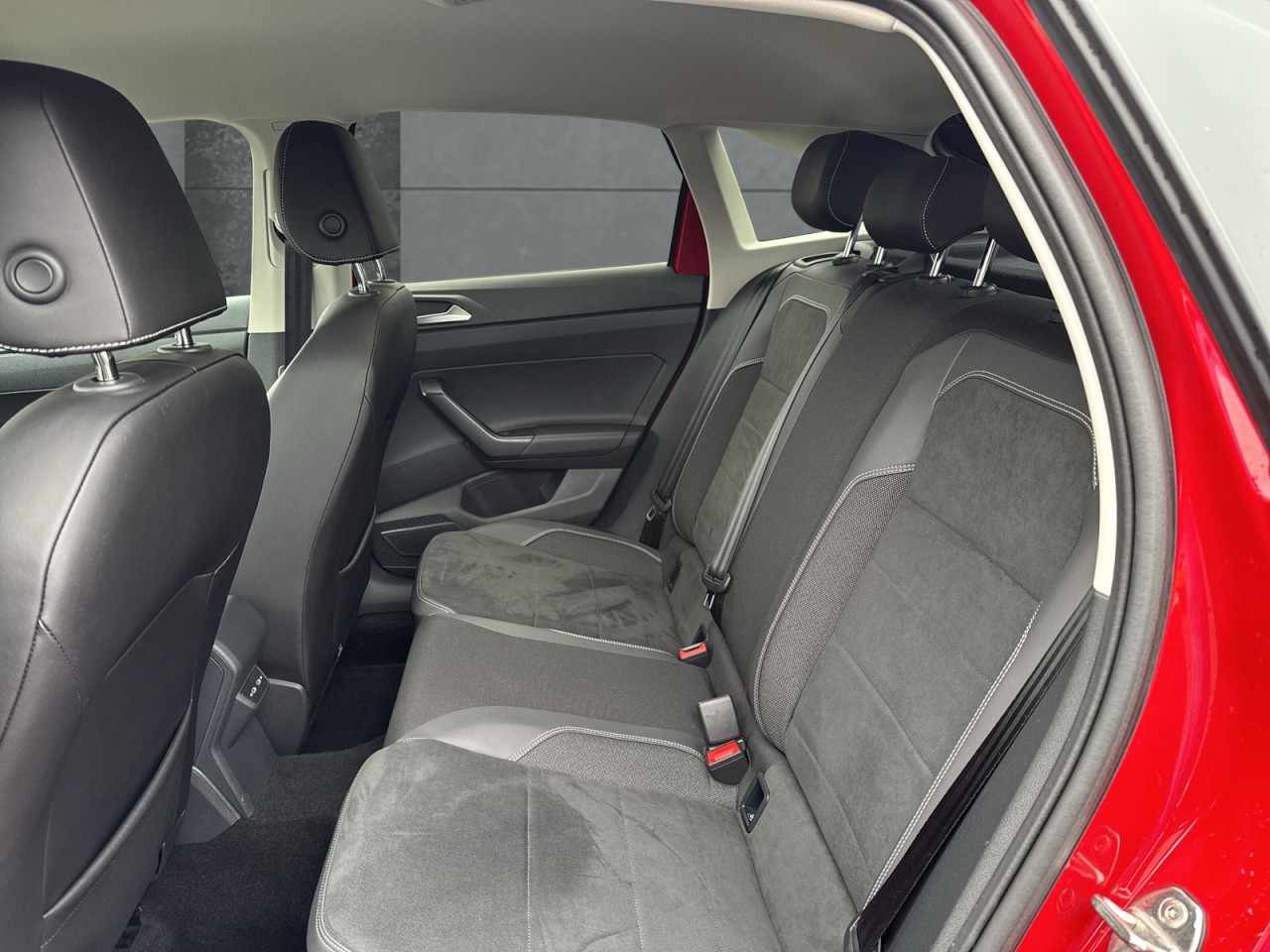 VW - Taigo 1.0 TSI Style Automatik Navi+Matrix-LED+Rückfahrkamera_2