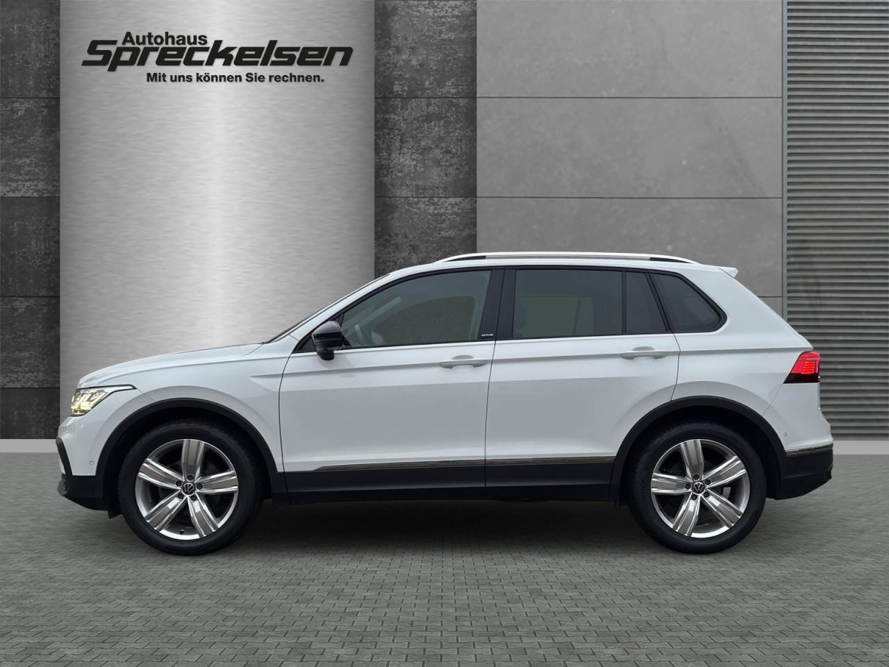 VW - Tiguan 1.5 TSI Active Automatik Navi+AHK+Matrix-LED_6