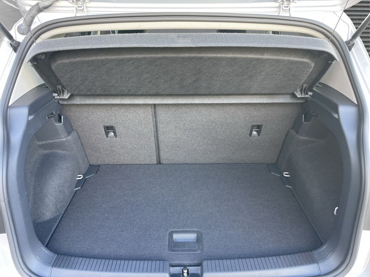 Fahrzeugbild_14 Fahrzeugbild_14