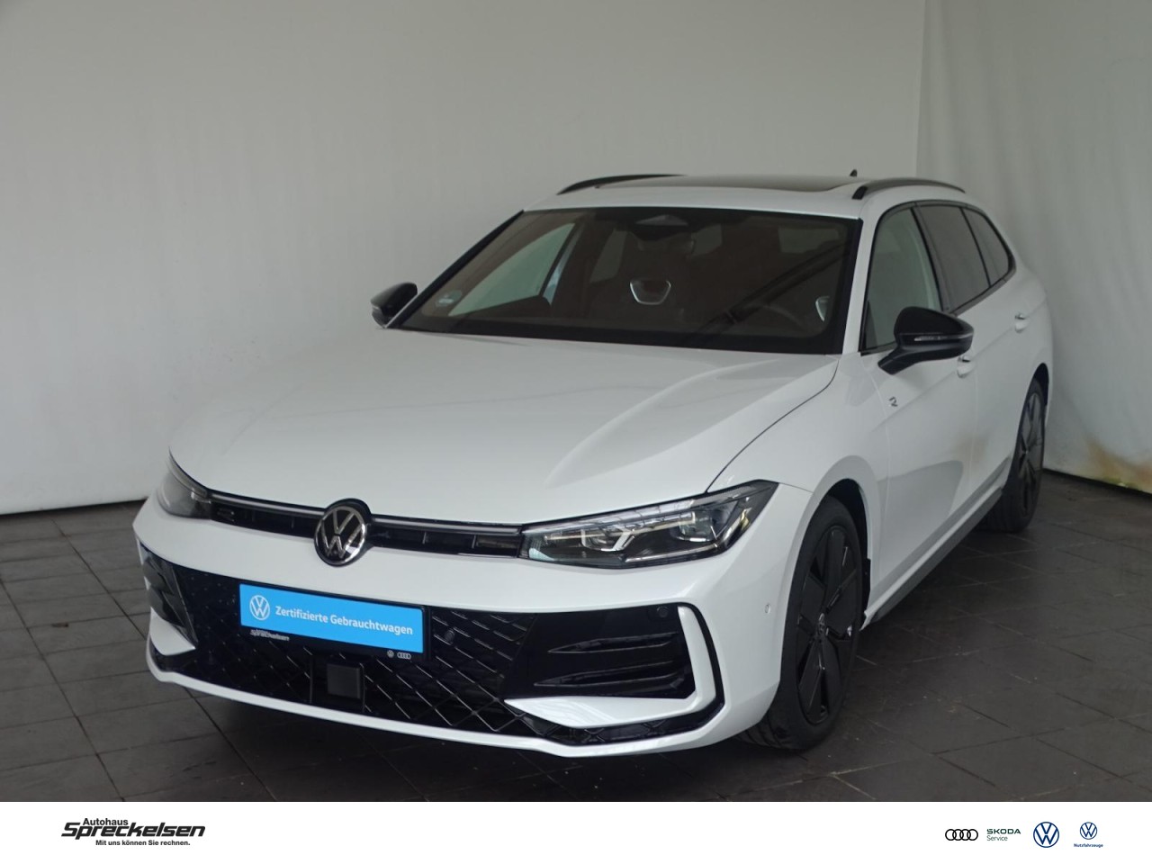 Volkswagen Passat Variant 2.0 TDI R-line Automatik Navi+AHK+Pano+Matrix-LED