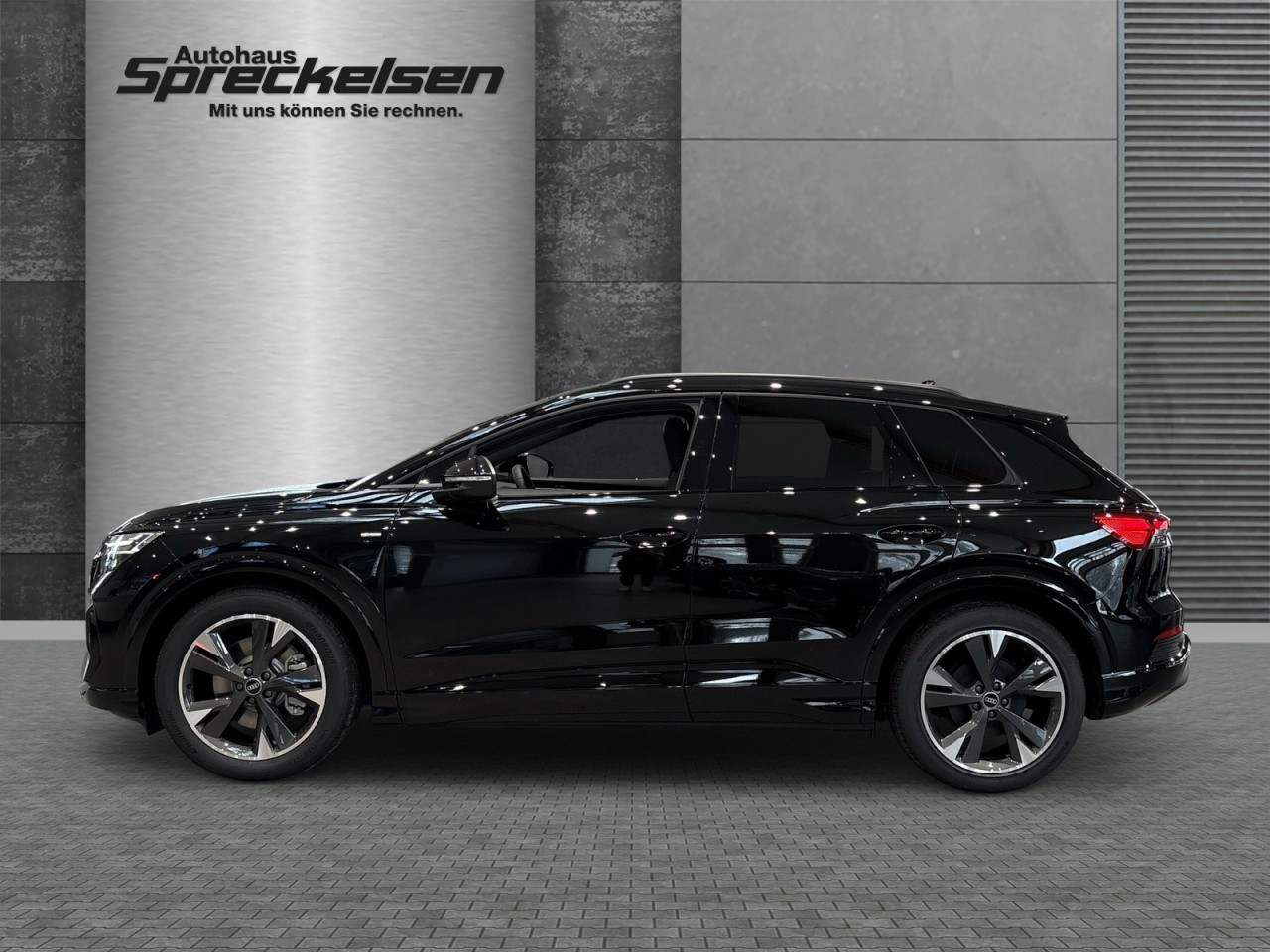 AUDI - Q4 45 e-tron 210 kW Klima Navi Rückfahrkamera_6