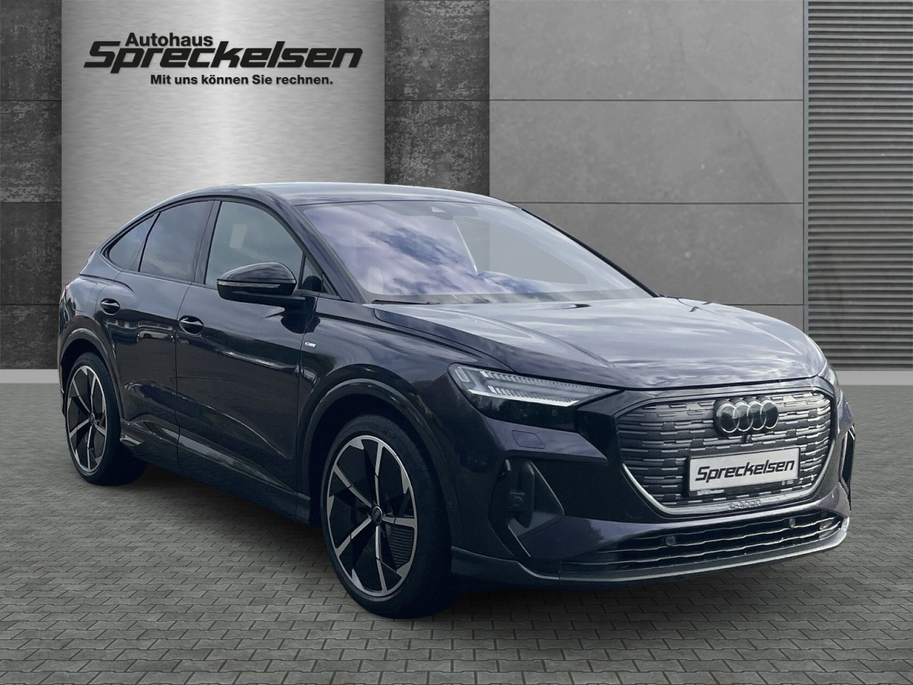 AUDI - Q4 Sportback e-tron quattro Navi+Matrix-LED+Sonos-Soundsystem_10