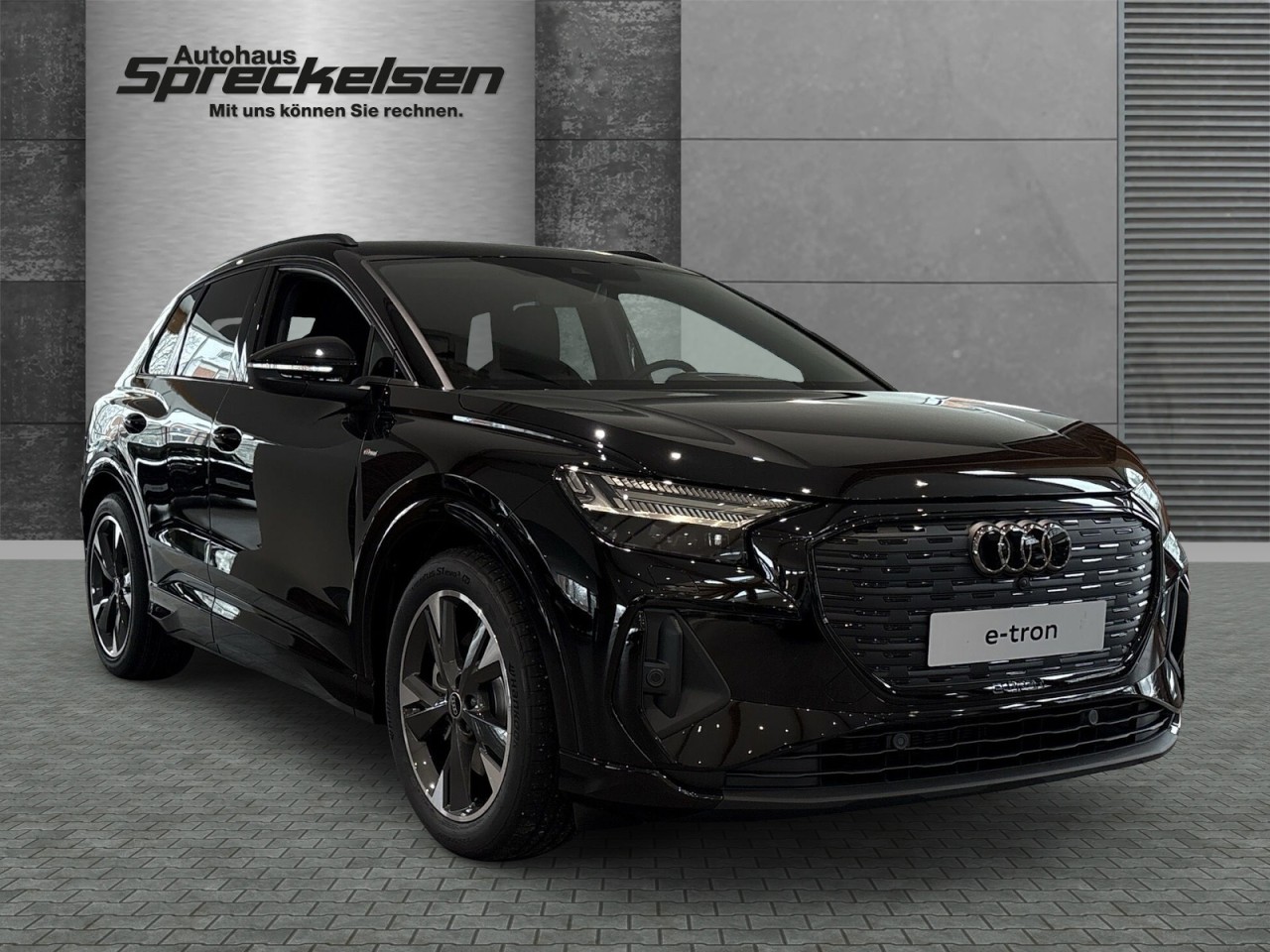 AUDI - Q4 45 e-tron 210 kW Klima Navi Rückfahrkamera_10